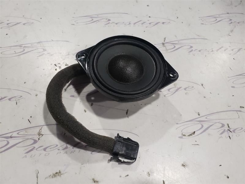 Bentley Flying Spur 2006-2011 Speaker
