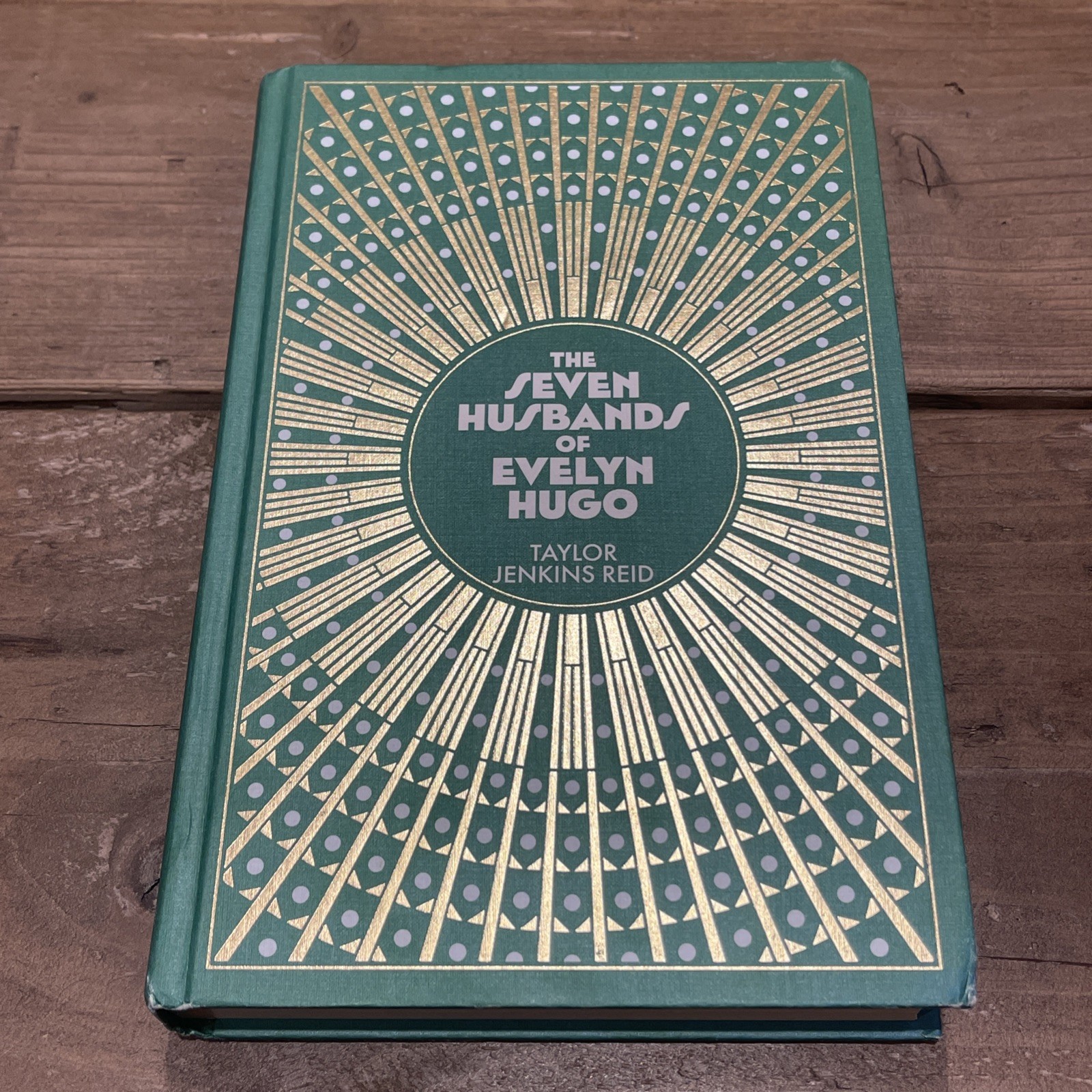 The Seven Husbands of Evelyn Hugo by Taylor Jenkins Reid Hardcover