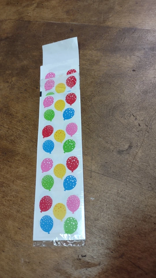 Lote Mixto Pegatinas Álbumes de Recortes Pelotas de Béisbol, Perros, Globos, Flores y Mariposas Foto 4 de 4