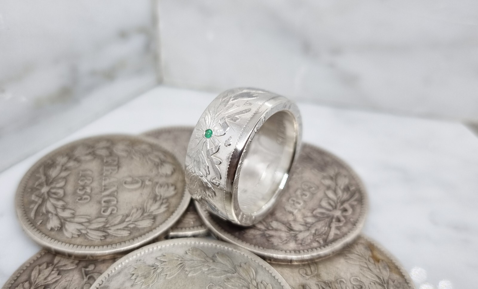 Bague pièce Louis Philippe argent émeraude ajustable pour doigt fort