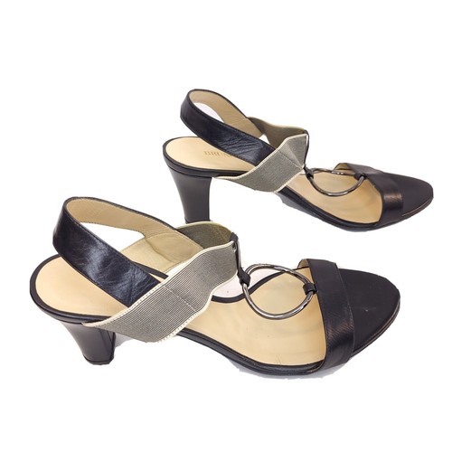 Sandalias de tacón BRUNO MAGLI de cuero negro con correa en T para mujer talla 39 EE. UU. 8 - Imagen 2 de 7
