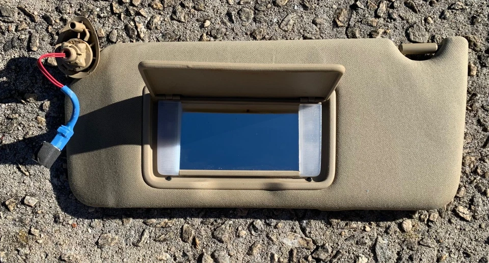 Honda Accord 08-12 Driver Side LH Lighted Sun Visor Tan Factory Sun Shade OEM - Image 2 of 3