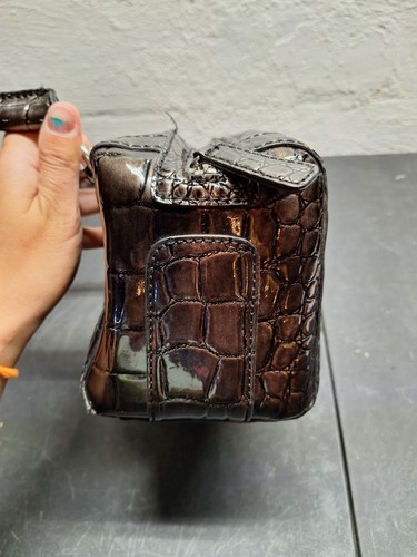 Borsa a mano vintage Guess nera finta gator - Foto 5 di 16
