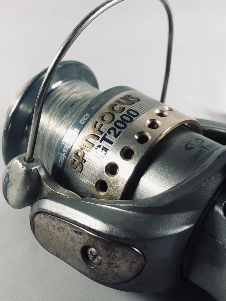 Carrete de pesca giratorio TICA Spin Focus GT2000 Foto 3 de 4