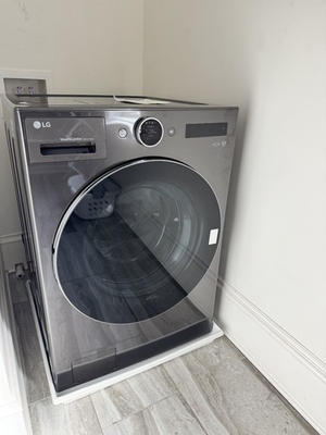 #ad lg washer dryer combo brand new $1100.00