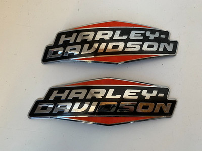 HARLEY DAVIDSON CVO TOURING 23-25 FUEL TANK EMBLEMS LEFT RIGHT ORANGE BLACK
