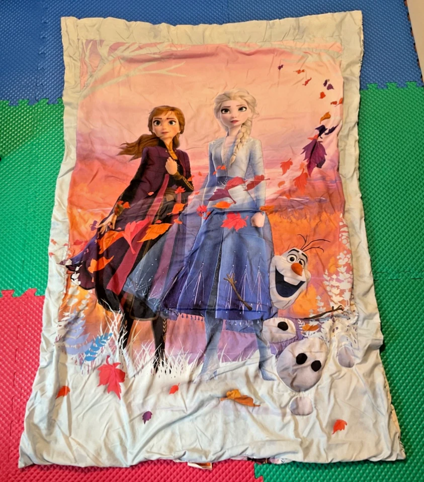 Juego de cama Disney Frozen 2 para niños pequeños 4 piezas: edredón, ajustado, plano y funda de almohada Foto 4 de 4