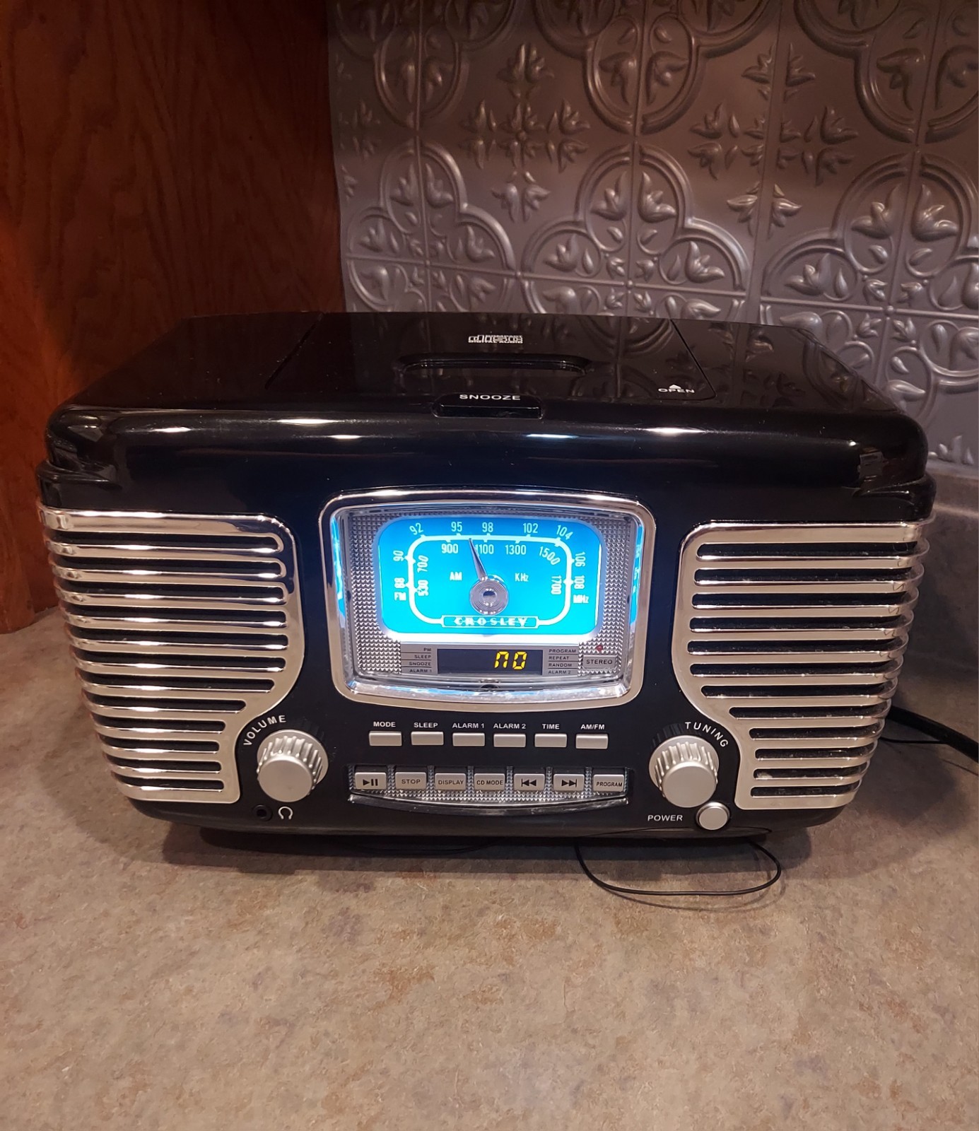 Crosley Retro CD Player AM/FM Radio Alarm Clock Stereo – Tested & Working