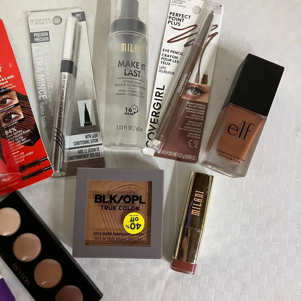 Kit de maquillaje de 10 piezas: base, rímel, imprimación, lápiz labial, delineador de ojos y más Foto 3 de 3