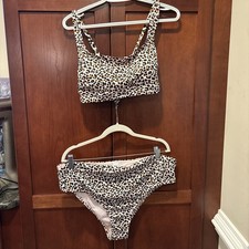 Ladies two-piece swimsuit leopard print size 16 W/18 W