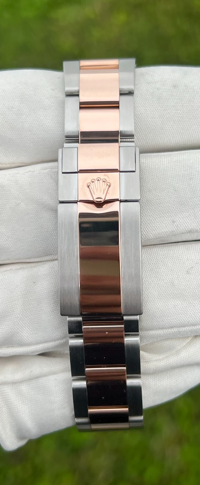 Rolex GMT - Master II " Root Beer " Reference 126… - image 3