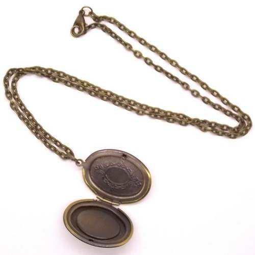 1x Antique Bronze Photo Locket with Green Resin Cameo Pendant Chain Necklace - Picture 2 of 3