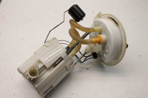 BMW 4 Coupe F32, F82 420 d xDrive Kraftstofftankpumpe 7243972 2.00 22105554