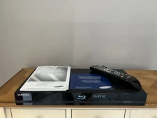 Samsung BD-P1600 Smart WIFI Streaming Netflix Blu-Ray/DVD Player Remote Pamplets