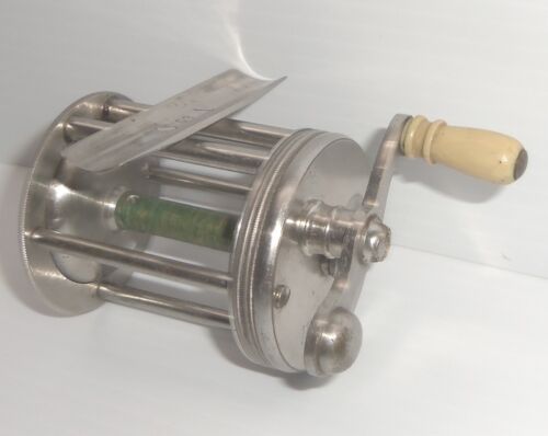 Carrete de pesca de baitcasting “profesional” de colección RARO - Imagen 15 de 16