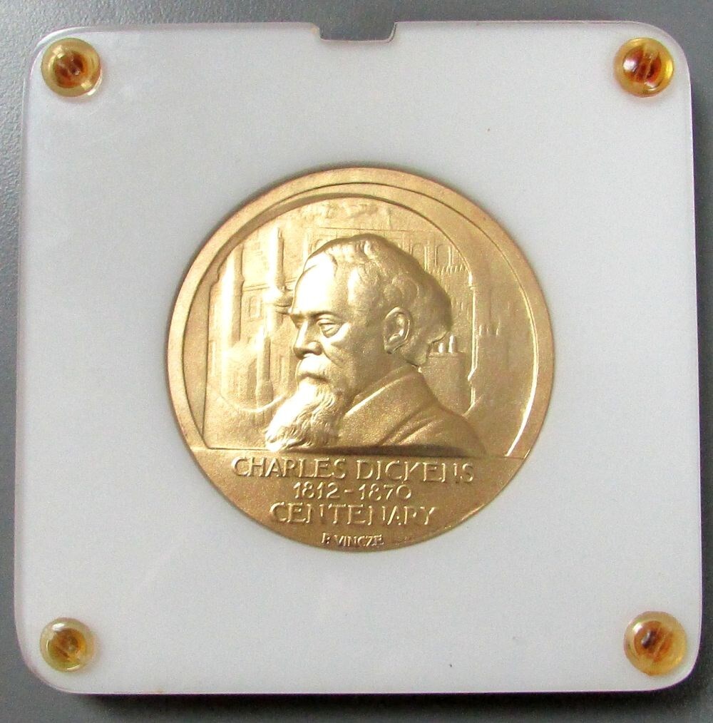 1970 CHARLES DICKENS CENTENARY SILVER GILT MEDAL ORIGINAL