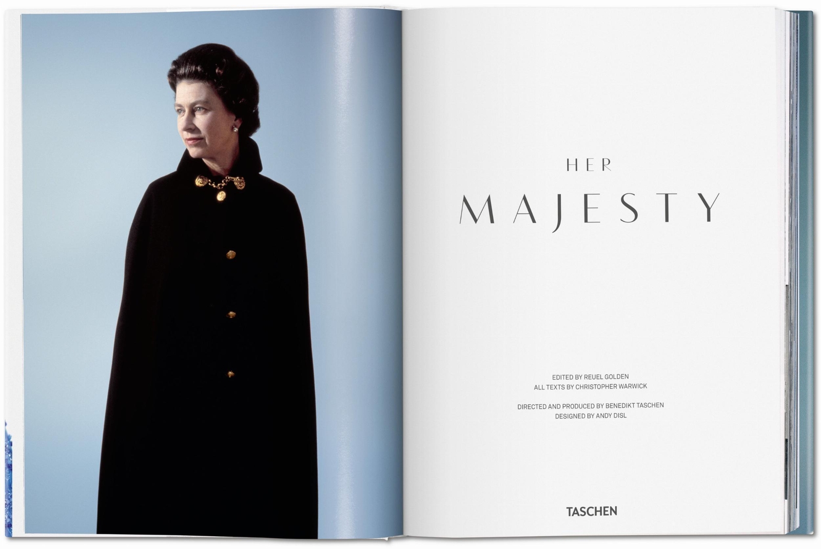 Thumbnail - Her Majesty. A Photographic History 1926-2022 | Christopher Warwick |