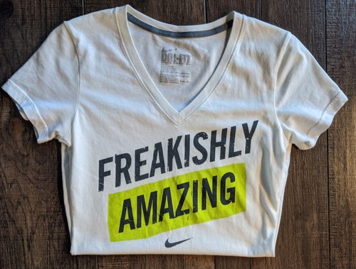 Nike Dri-Fit Athletic Tee, Women's X-Small Slim Fit - Freakishly Amazing Script - 第 10/12 張圖片