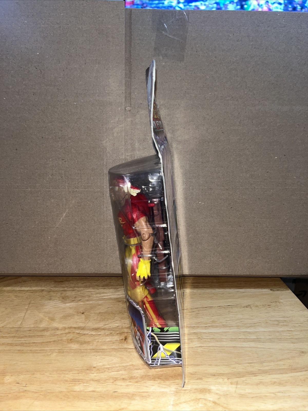2000 Toy Biz Hulk Hogan Toy Biz Power Slam WCW Wrestlers Action Figure Brand New