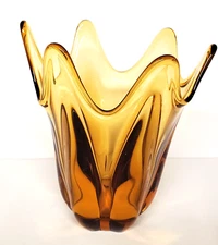 Vintage Viking Crimped Vase Amber Glass Epic 8 1/4" Flair Line #890