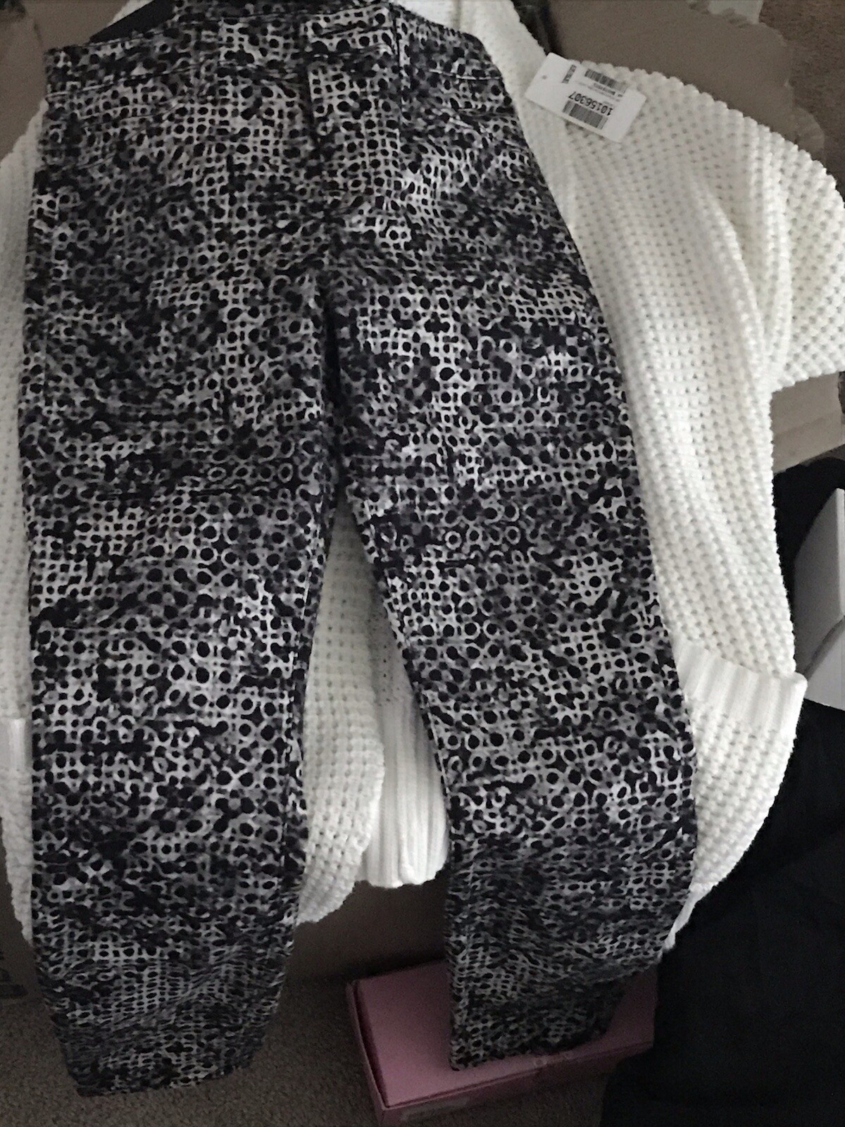 Picture 2 of 5