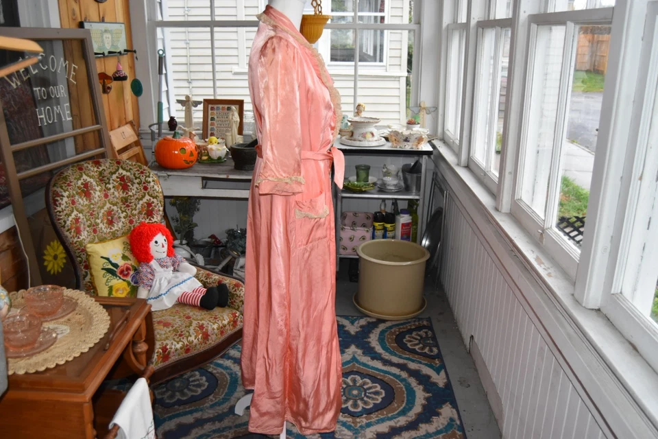 Vestido de Colección Años 40 Joan Iris Sastre Hollywood Borde Coral Encaje Pequeño Foto 2 de 4