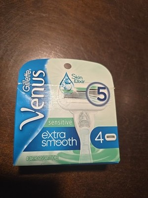 Venus Extra Smooth Sensitive 5-Blade Women's Razor Blade Refills - 4ct (BN41)
