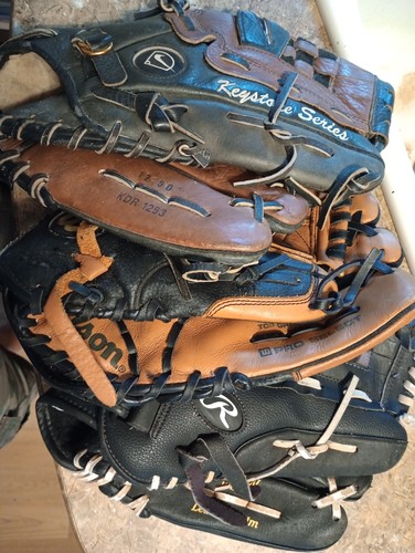 Lot De 17 Balles Baseball – Ligue Officielle – Rawlings, Acadamy (Occasion Mixte)