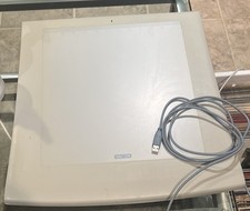 Wacom Intuos Graphics Tablet GD-1212-U 1998 12 x12 USB Connection