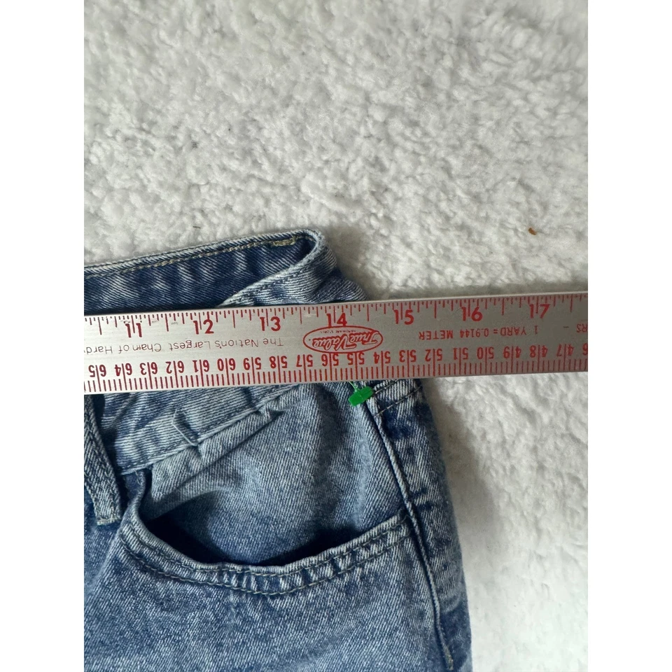 Shein Acid Wash 高腰短牛仔裤牛仔蓝色牛仔裤妈妈牛仔裤风格 — 第 2/4 张图片