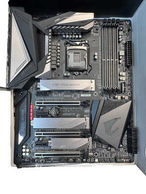 GIGABYTE Z390 AORUS MASTER  Sockel 1151/Z390 DDR4 Mainboard - Schwarz