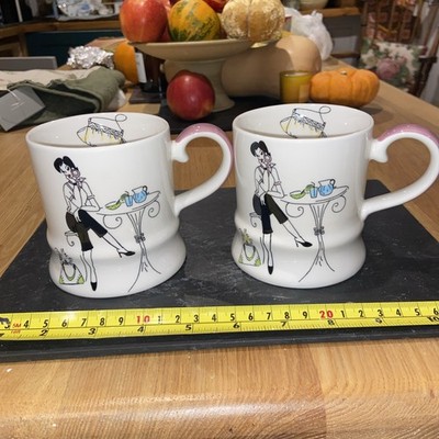 WHITTARD OF CHELSEA HANDBEMALTE IZZY ''BAGS OF STYLE'' TEE-/KAFFEETASSE x 2 