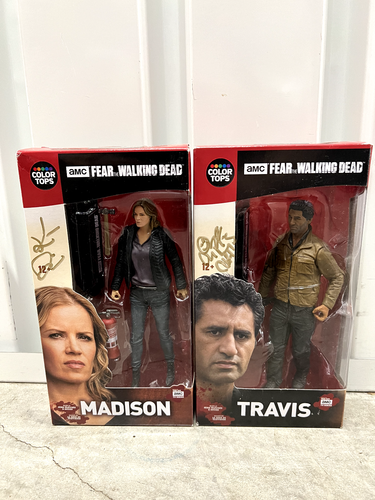 Figurines McFarlane Toys Fear The Walking Dead #4 Madison #3 Travis 7" - Signé - Photo 1 sur 6