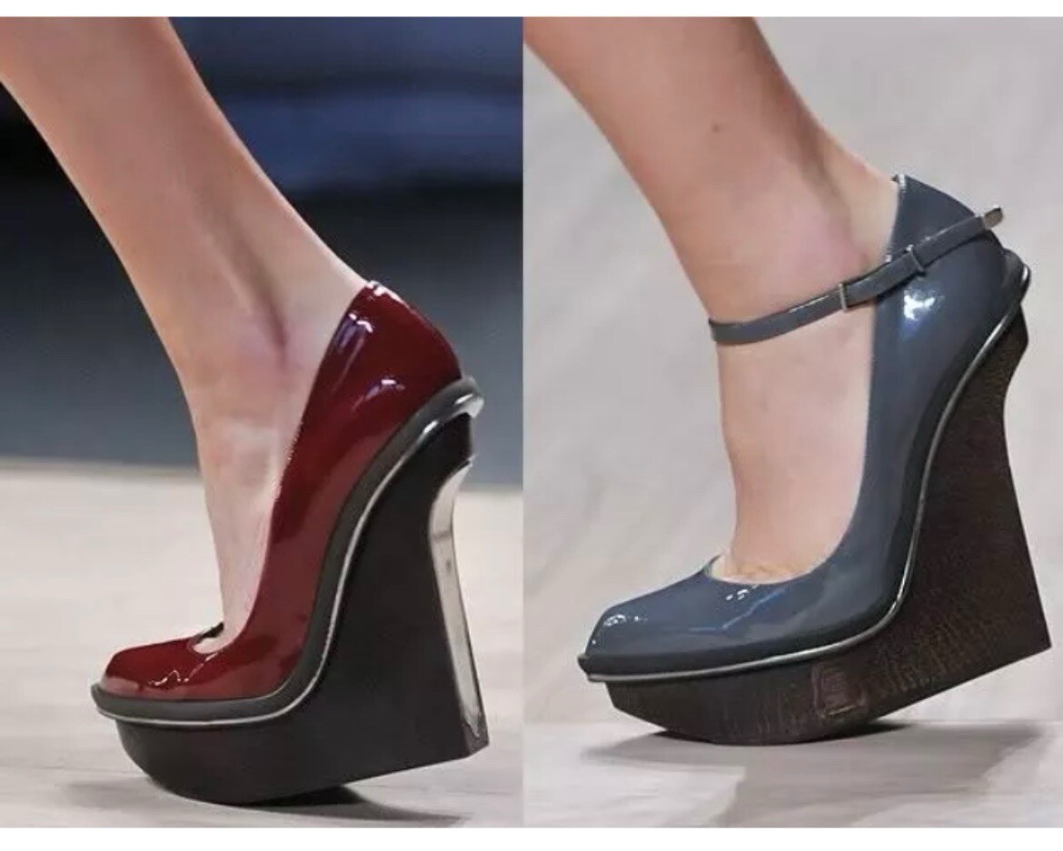 Stella McCartney Runway Mary Jane Platform Wedges 41 Red Patent Leather  $1195