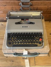 Olivetti Lettera 22 macchina da scrivere 1954 con scatola
