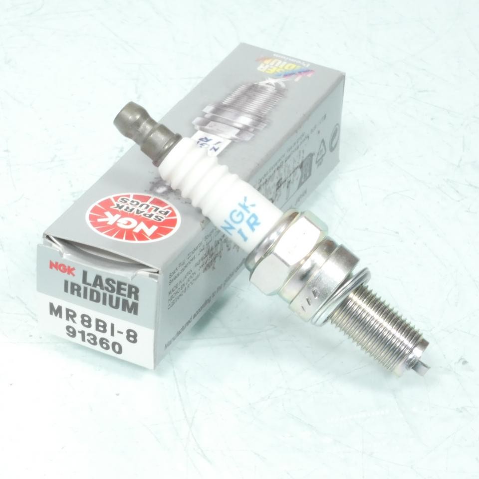 Bougie d'allumage NGK CR8EB pour scooter Piaggio Vespa Sprint 50 4T