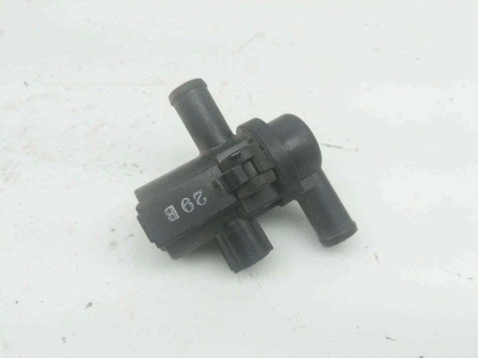 Válvula de admisión de aire secundaria 13 14 Triumph Thruxton Classic 900 Foto 3 de 4