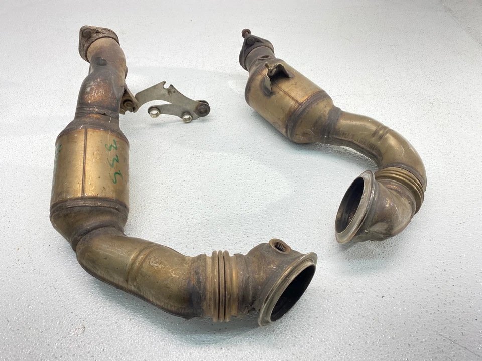 07-10 BMW 135 335 3.0L N54 ¡Juego convertidor de tubo de escape del colector de escape del motor! OEM✅ Foto 2 de 4