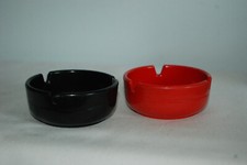 2 Vintage Dealers Choice Round Ashtrays - Red/black - Made in USA