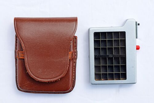 LEICA Exposure Light Meter Booster for Leica Cameras w Leather Case - Germany