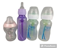 Lot 4 assorted baby bottles Dr Brown, Tommee Tippee Clear Purple