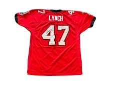 John Lynch Signed Tampa Bay Buccaneers (SB Champs & HOF) Red Jersey BECKETT BAS