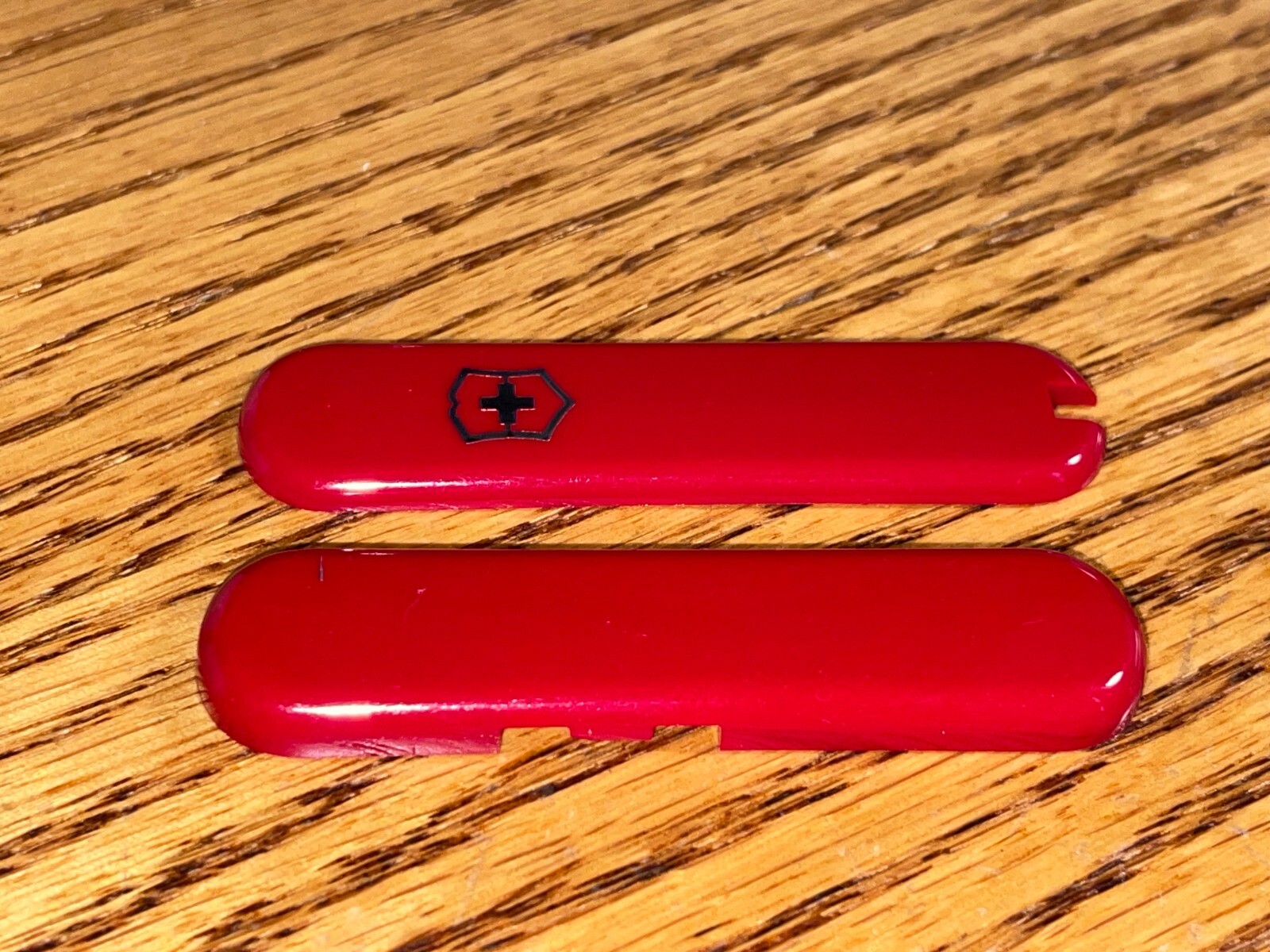 PreOwned Lot of 3 Kits Victorinox 58mm HANDLES in RED 2 Piece Kits for SIGNATURE