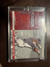 Donruss 2001 Classics Stadium Stars Mark McGwire SS-14 Authentic Seat Cardinals