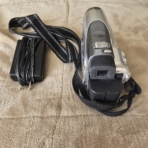 JVC GR-D270U MiniDV Digital Video Camcorder| Parts Or Repair. - Picture 6 of 6