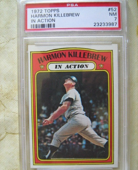 1972 TOPPS #52 Harmon Killebrew "In Action" PSA 7 NM