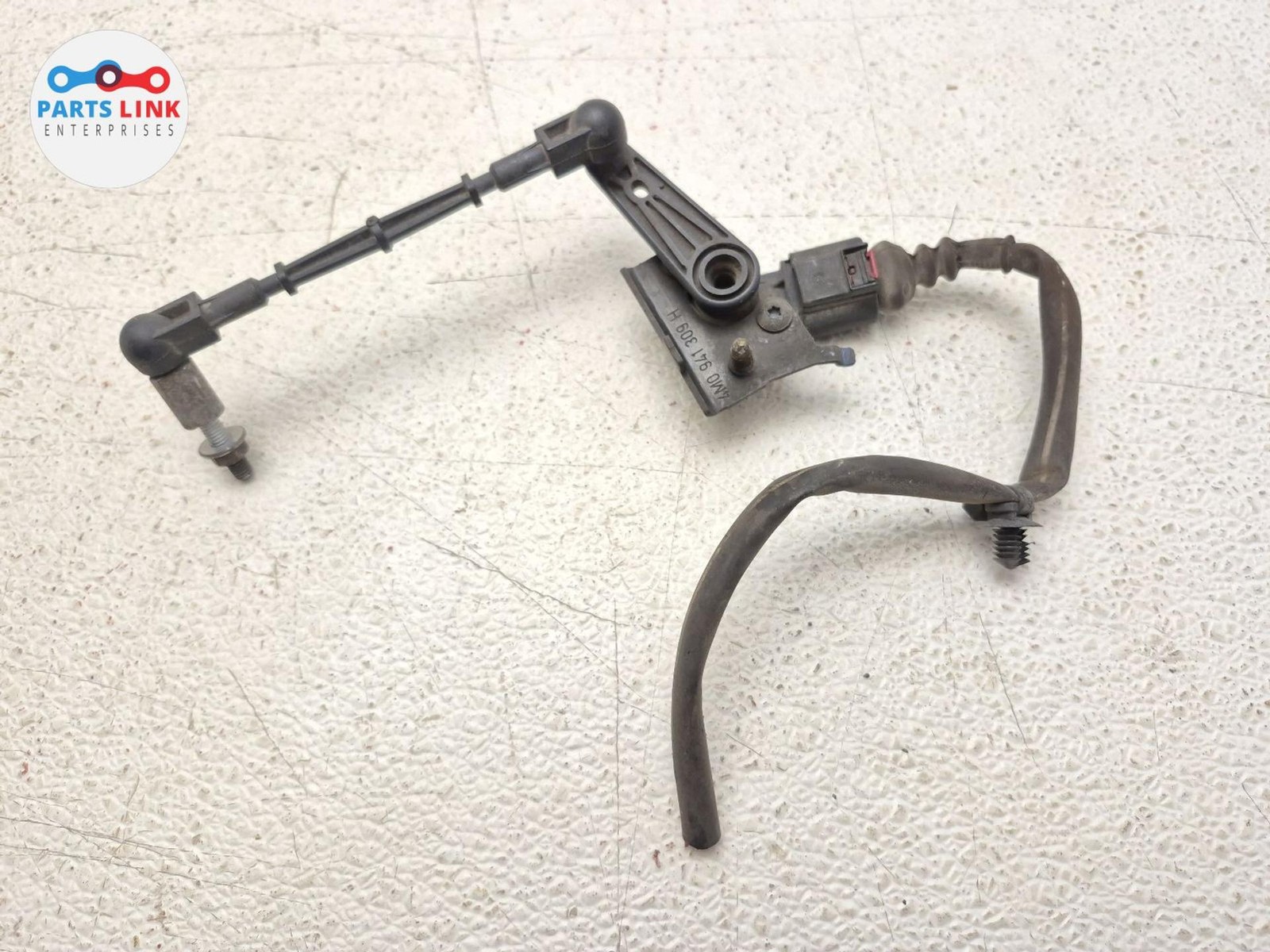 Bentley Bentayga 2016-2020 REAR+LEFT Ride height sensor