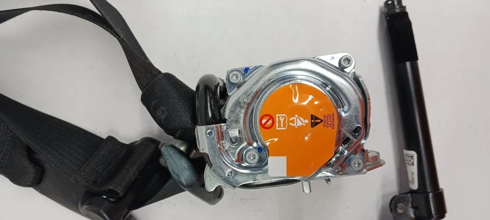 '15-'17 Ford Mustang cupé cinturón de seguridad delantero conductor retractor negro OEM Foto 2 de 4