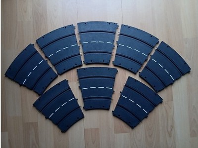 Carrera Universal 8 Stück mittlere Kurve 1 Art.-Nr. 50501 SEHR GUT !