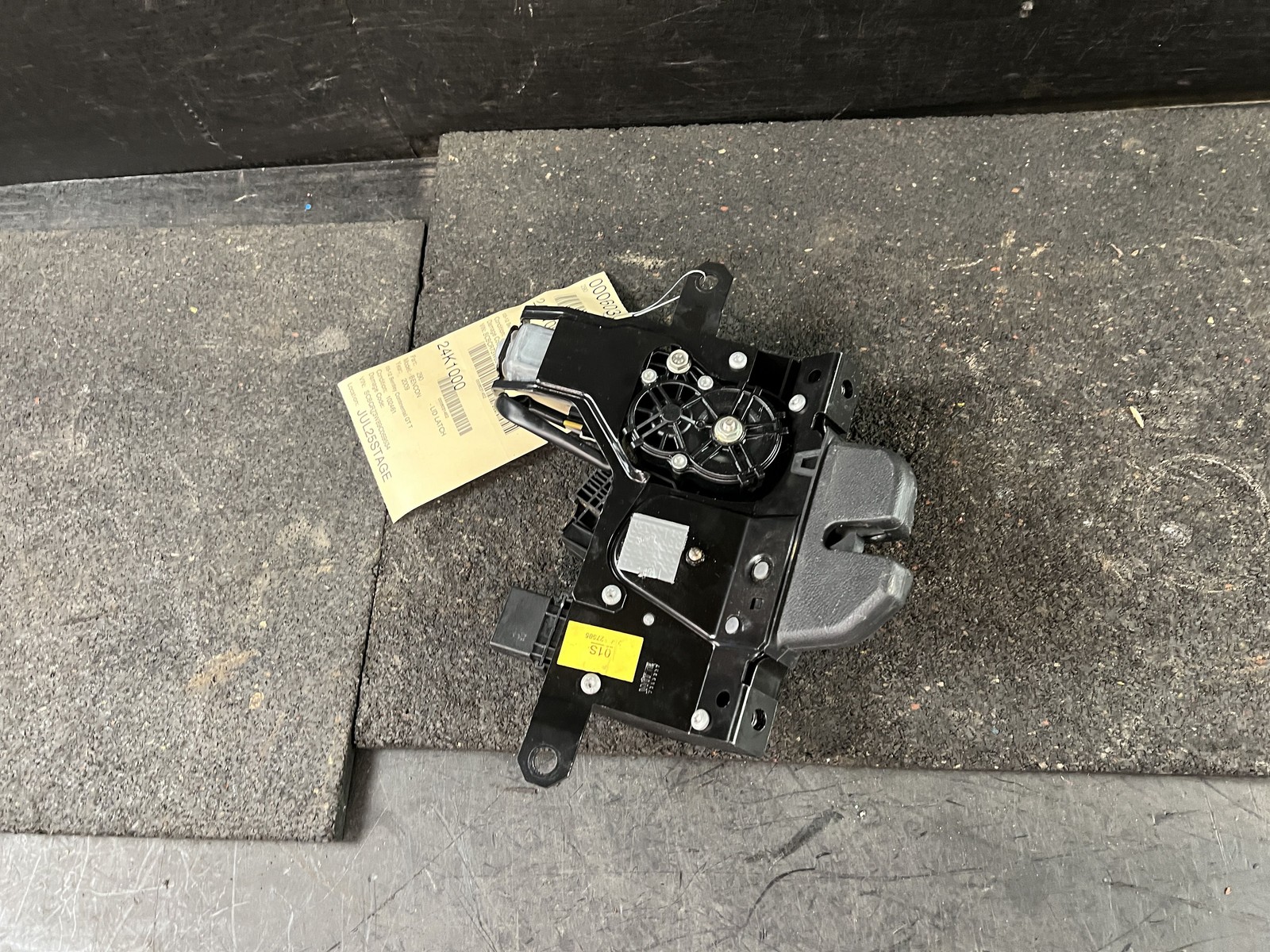 03-12 BENTLEY CONTINENTAL TRUNK TAIL GATE LOCK LATCH W/ MICRO SWITCH 0390201966